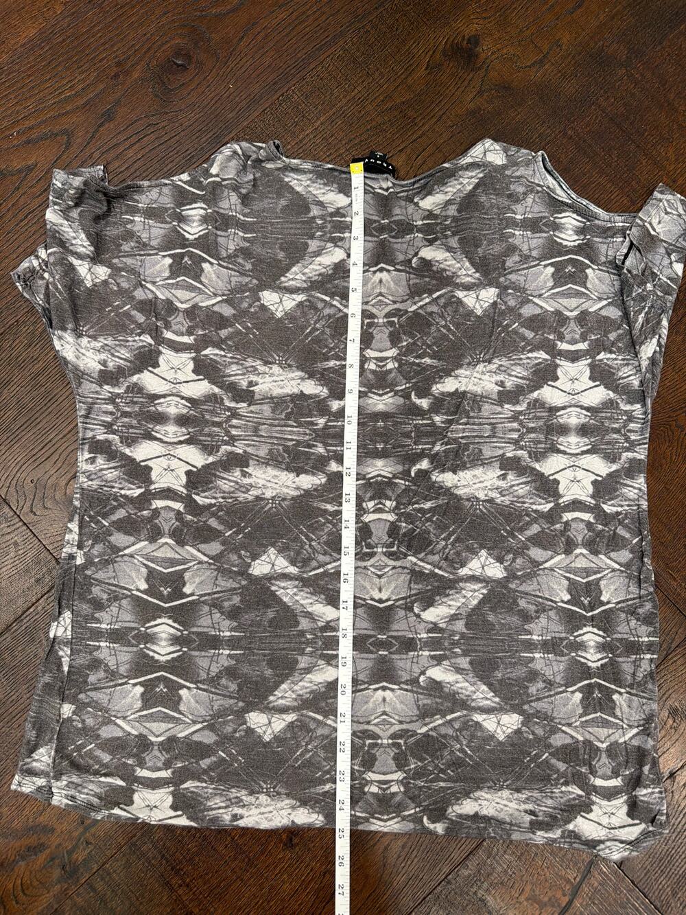 Trouvé Nordstrom Cold Shoulder Graphic Print Top - Size Small